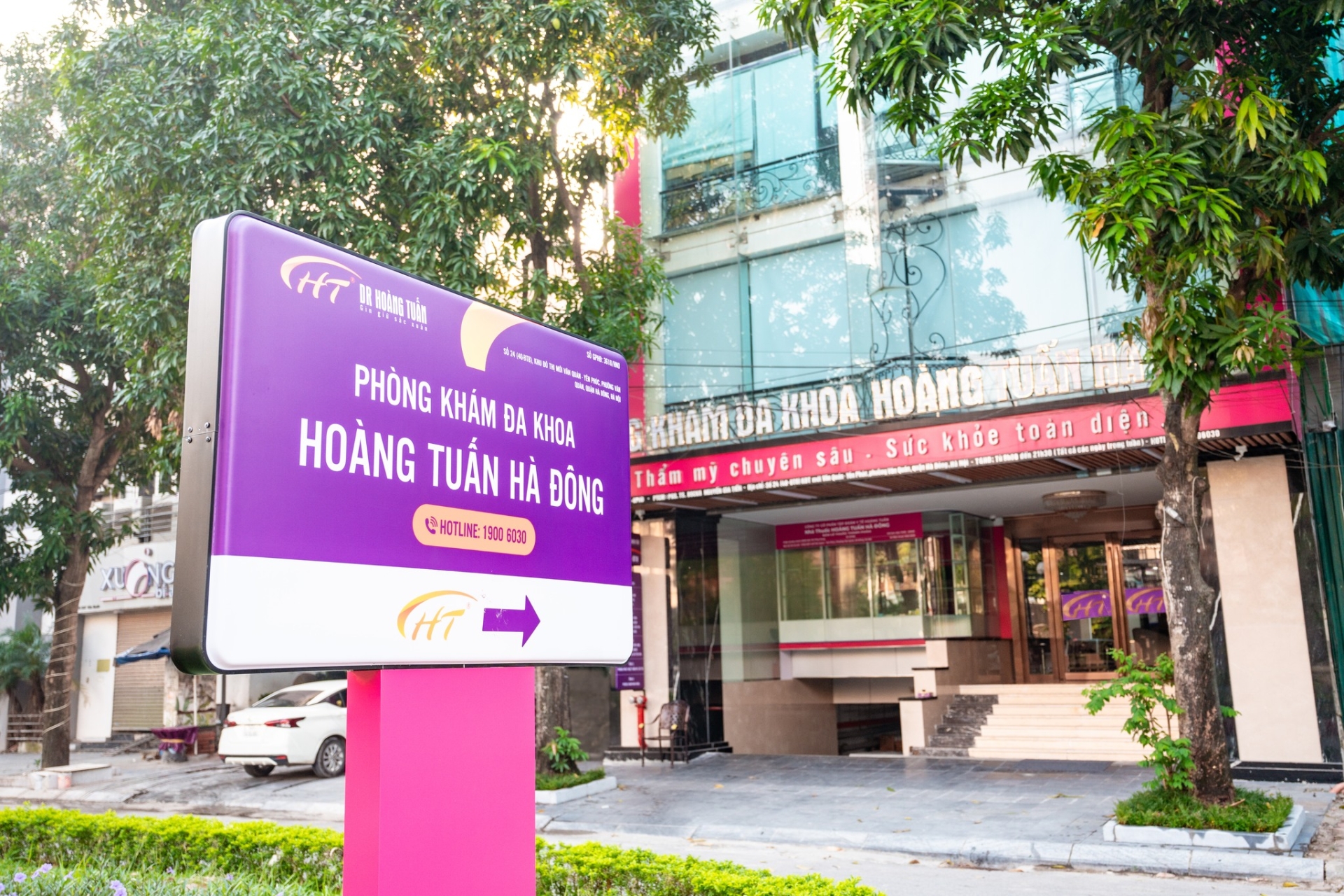 Cấy tóc FUE và FUT